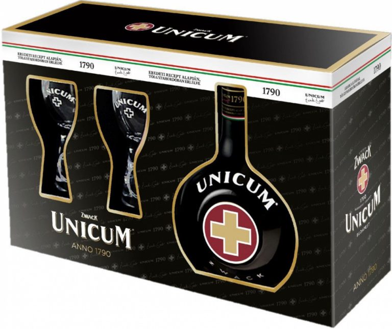 Unicum Zwack 0.7L cu pahar cadou